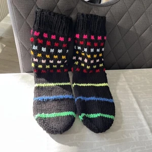 gestrickte Strümpfe / Socken Handarbeit Gr. 38 schwarz bunt - Bild 1 von 5