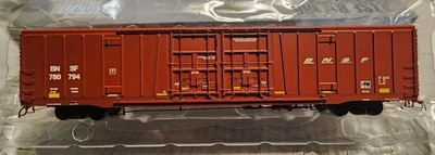 BLMA MODELS HO SCALE  Bx 166 60' Box Car BNSF #780794 - Image 1 of 4