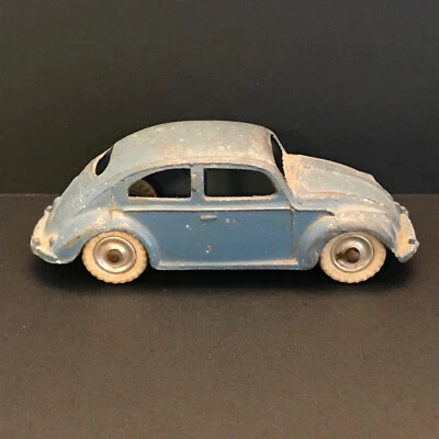 VW Bug DINKY TOYS Refrigerado por Aire Diecast Car 181 NEUMÁTICOS BLANCOS Raro Meccano Inglaterra Foto 1 de 4