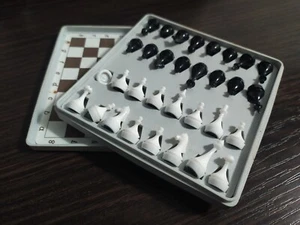 Chess Kyiv Soviet Vintage Travel Mini   Magnetic Rare Gift Souvenir - Picture 1 of 19