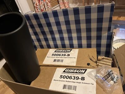 Gibson 500639-B черные выхлопные наконечники из нержавеющей стали кол-во 2 шт. - Изображение 1 из 3