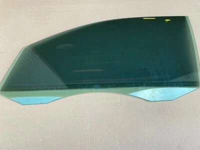 Volkswagen Tiguan 5N двери окна стекла спереди LHS 2009 - 2015 5N0845201 - Изображение 1 из 4