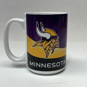 Taza de café Minnesota Vikings 15 oz taza de cerámica ondulada Boelter NFL mercancía oficial - Imagen 1 de 4