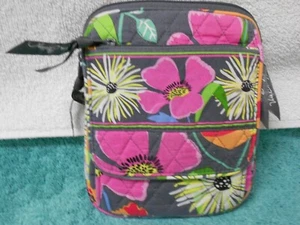 Vera Bradley Small Gray Pink White Messenger Crossbody Bag FREE SHIPPING - Picture 1 of 12