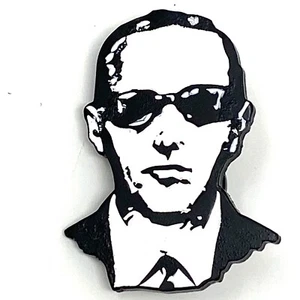 D.B. Pin Esmalte Cooper Americana Hijacker Netflix - Imagen 1 de 2