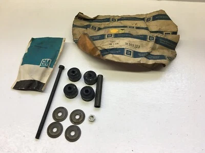 GM NOS 1976-87 Chevette 1982-87 Pontiac T1000 Front Stabilizer Shaft Link 369123 - Image 1 of 4