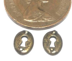 1:12 Scale Pair Of Metal Keyholes Tumdee Dolls House Door Furniture Set DIY 768 - Picture 1 of 4