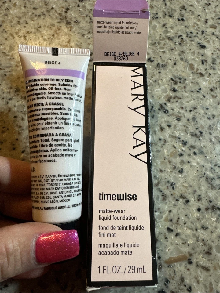 MARY KAY TimeWise Foundation Matte Wear Liquid BEIGE 4 038707 NIB - Image 1 of 1