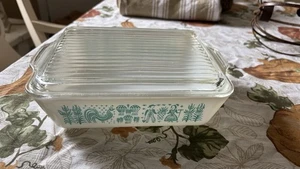 Vntg Pyrex Amish Butterprint 1 1/2 Qt Refrigerator/Baking Dish With Lid - Picture 1 of 3