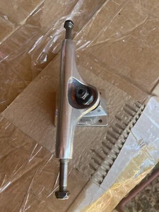 Single Thunder Skate Board Truck-New - Picture 1 of 4