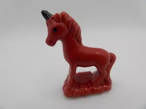 WADE WHIMSIES SAMPLE TRIAL UNICORN RED COLOURWAY COLOUR WAY - Picture 1 of 2