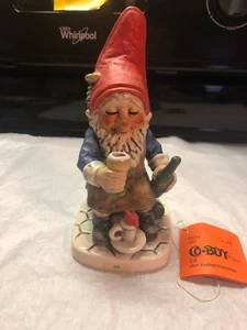 GOEBEL CO-BOY FIGURINE ED THE WINE CELLAR STEWARD WELL 521 TM5 GNOME W GERMANY - Picture 1 of 8