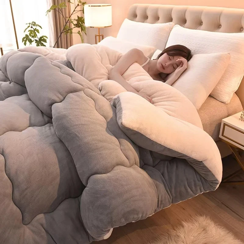 Solidcolor Double-sided Duvet Lamb Wool Flannel Quilt Warm Comfort Mattress  - Image 1 of 4