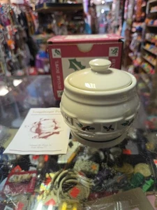 Longaberger Pottery Holly Sugar Bowl & Lid Woven Traditions USA - Picture 1 of 6