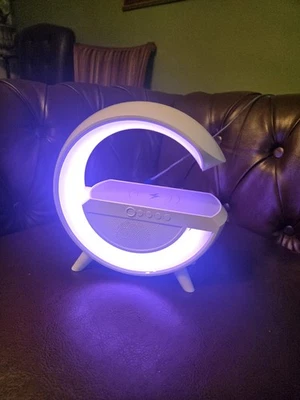 Smart Wireless Fast Charger, Speaker & Night Light – 3-in-1 Alarm Clock RGB - Image 1 of 4