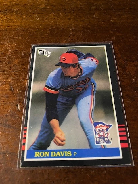 1985 Donruss - Ron Davis #120 - FREE SHIPPING - Image 1 of 1