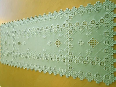 Hardanger Läufer 40x95cm- Handarbeit - Image 1 of 3
