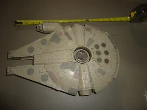 VINTAGE Millenium Falcon Star Wars Starship with Action Figure PARTS OR REPAIR - Picture 1 of 8