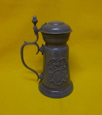 ✅ BOCCALE BIRRA DEL 900 CASATO NOBILIARE GRAN BRETAGNA 19X14 IN PELTRO - 4117 - Immagine 1 di 4