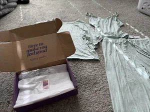Hanky-Panky, Three-Piece Lounge, Pajama Set Shirt Camisole Joggers Mint Green M - Picture 1 of 5