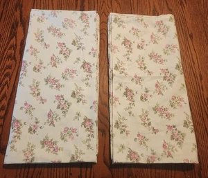 2 Laura Ashley Floral Green Pink Standard Pillowcases 100% Cotton - Picture 1 of 4
