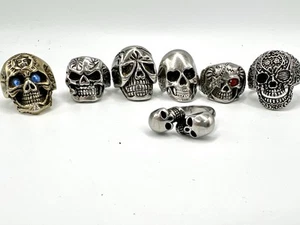 Konvolut 7 schwere Biker Totenkopf Edelstahl Ringe Ring Band - Bild 1 von 5