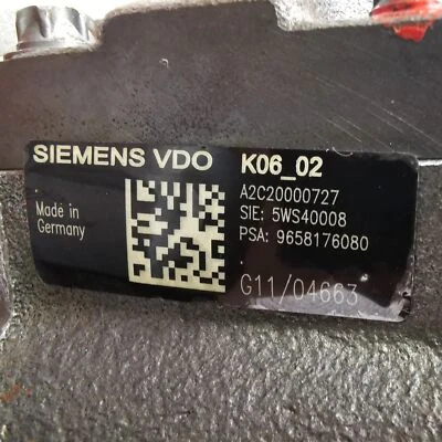 Siemens Pump A2C20000727 5WS40008 Ford Mazda Citroen Peugeot 1.4HDi - Image 1 of 4