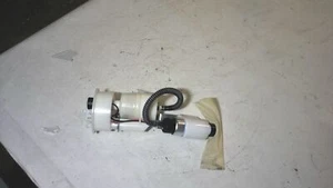 GRUPPO POMPA CARBURANTE VESPA PIAGGIO 640516 USATA - Imagen 1 de 1