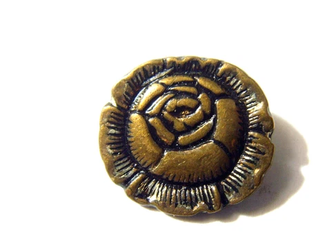 1920s antique gold tone metal rose motif collector button Denmark unmarked 51753 Cover