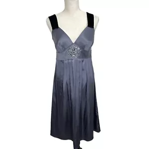 Neu mit Etikett Simply Vera Satin Samt Cocktailkleid Größe 8 A-Linie Strass verziert - Bild 1 von 11