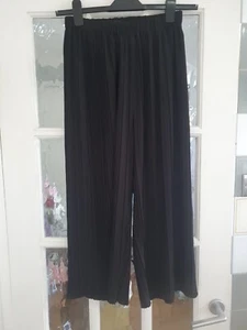 Womens Black Missguided Paperbag Cropped Trousers - size 8 UK - Picture 1 of 8