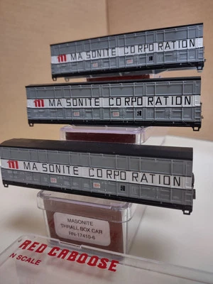 N Scale Train Lot Red Caboose MASX MASONITE CORP Thrall 54' Boxcars 3 Dif#s💫T2 - Image 1 of 4