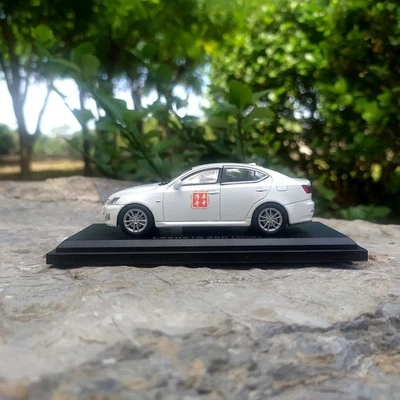 1:43 LEXUS IS250 2006 diecast model, Old Model, paint isn't perfect - Image 1 of 4