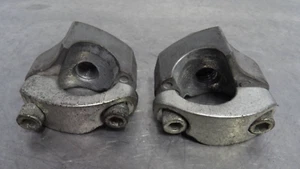 04 Harley Electra Glide Touring FLHTCI handlebar clamps 55918-08 - Picture 1 of 3