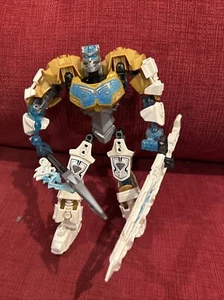 LEGO BIONICLE: Kopaka-Master of Ice (70788) - Picture 1 of 6