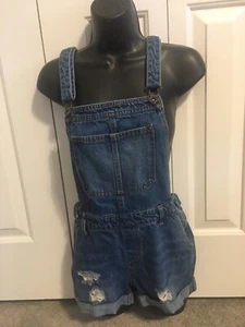 Bershka Denim Overall Trägerhose mittlere Waschung abgenutzt Gr. Small blau gebraucht, in einwandfreiem Zustand - Bild 1 von 5