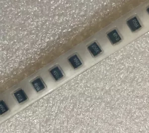 INDUCTOR SUPPLY LCM1812-R56K Molded Chip Inductor 10% **NEW** Qty.10 - Picture 1 of 1