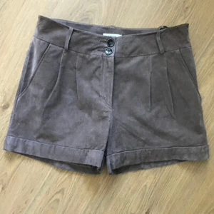 NWT Size 12 Taupe Brown 100% Suede Shorts Linea Weekend House of Fraser - Picture 1 of 15