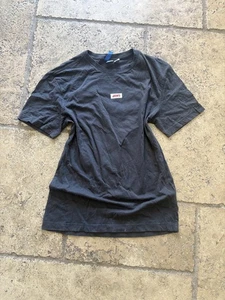 Black JAWS Graphic T-Shirt - Damen Kurzarm - Bild 1 von 8