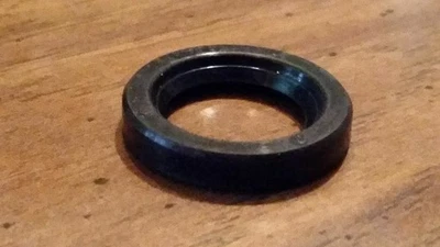 GENUINE Honda NOS 91201-201-000 (18x27x5) Starter Oil Seal CA95 CB92 Foto 1 de 4