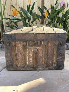 Antique Captains Pirates Chest 32IN X 22IN X18IN Camel Back Authentic Trunk - Picture 1 of 11