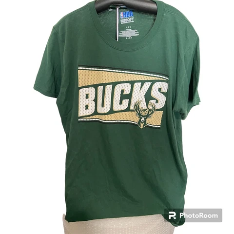 Milwaukee Bucks Green T-shirt NBA Ring Spun Soft Men's Size Large Used Cover