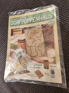 DORFPUPPENHAUS Ausgabe 210 - Verbindung Vorgarten, Fass, Milchkanne OVP - Bild 1 von 1