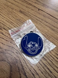 Disney's Stitch Blue Head Lapel Pin - Picture 1 of 2
