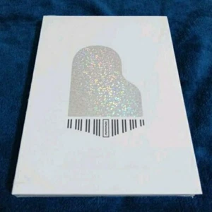 MAMAMOO - Piano Man 1st Mini Album NEW Factory Sealed Rare CD+Photobook - Picture 1 of 5