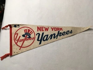 vintage 1970's New York Yankees Pennant w/ Top Hat Logo - Picture 1 of 6