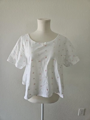90s Victoria Secret Country Floral Embroidered T Shirt Size M Read Descript  - Image 1 of 4