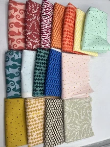 Elizabeth Hartman Robert Kaufman Reef Fat Quarter Bundle Of 16 Seahorse Sealife - Picture 1 of 4