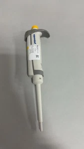 Eppendorf Research Plus 25uL Festvolumenpipette - Bild 1 von 2