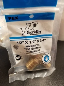 Sharkbite 1/2"×1/2"×3/4" Reducing Tee UC408LFA NEW  - Picture 1 of 1